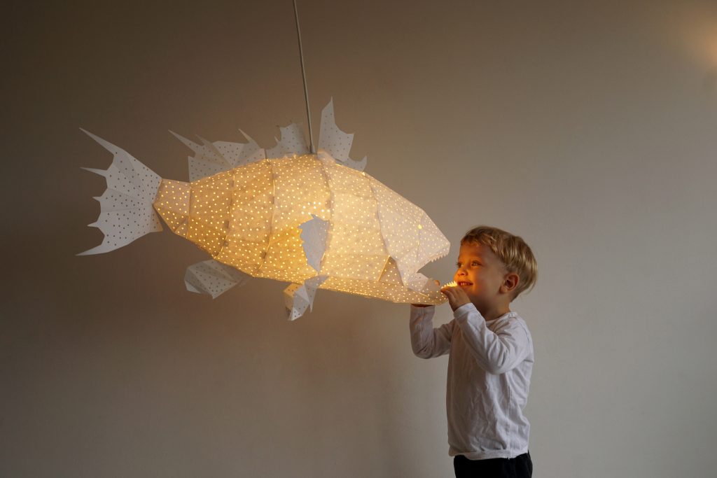 Lapu-Lapu lamp with boy