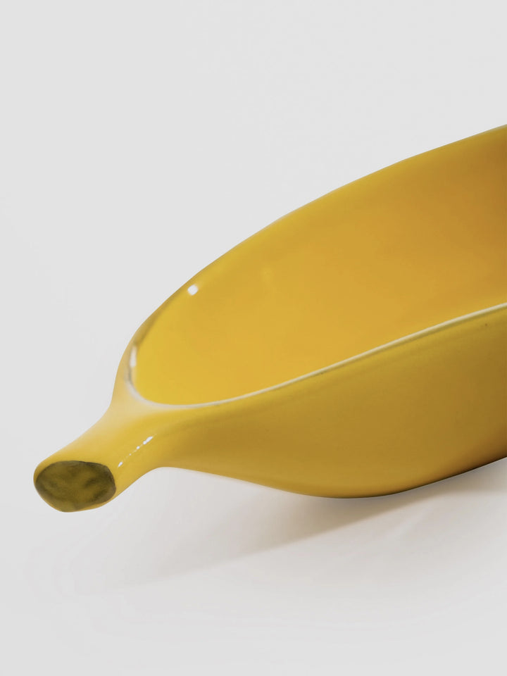 Ceramic Banana Storage Bowl, Quirky Fruit Holder for Kitchens Additional 2