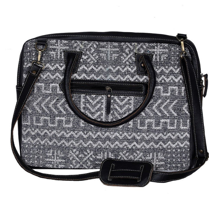 Chevron Grey Laptop Bag Additional 2