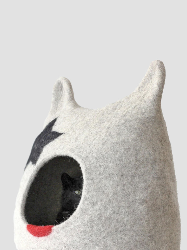 Kiss Cat Cave Additional 2