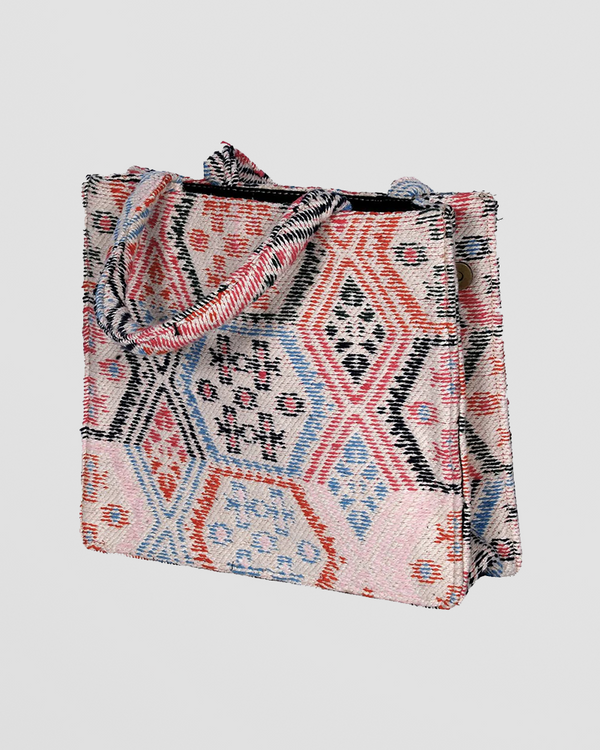 Marra Box Bag
