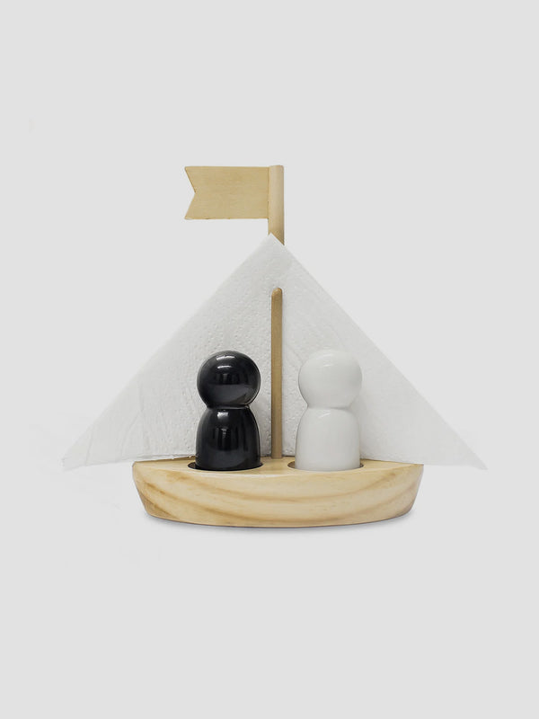 Salt & Pepper Sailing Boat [D]