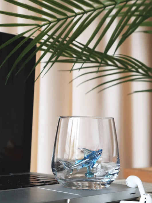 Glass Shark Wine Glass with Mouth-Blown Shark Inside – Red Candy