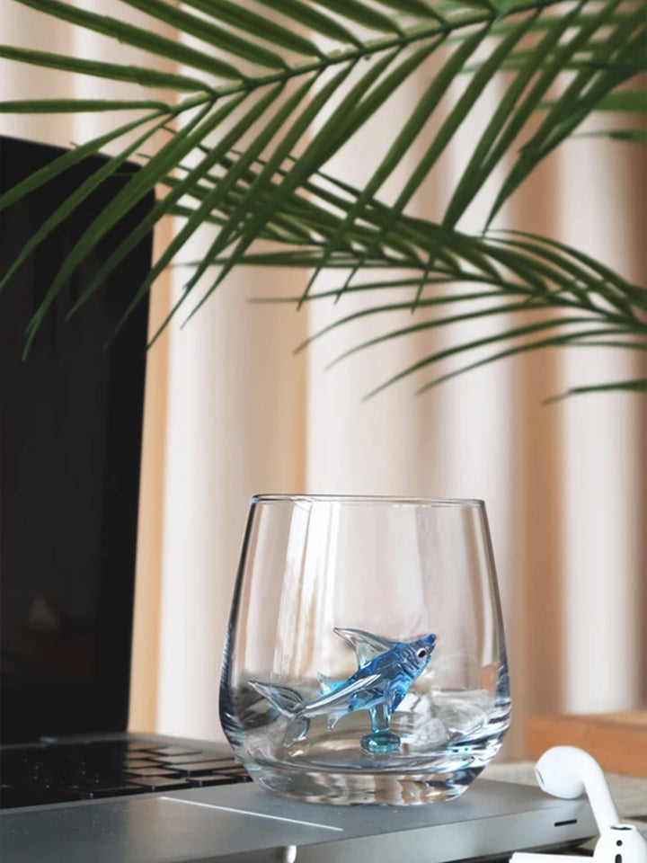 Glass Shark Wine Glass. A Fin-tastic Twist on Your Tipple Additional 5