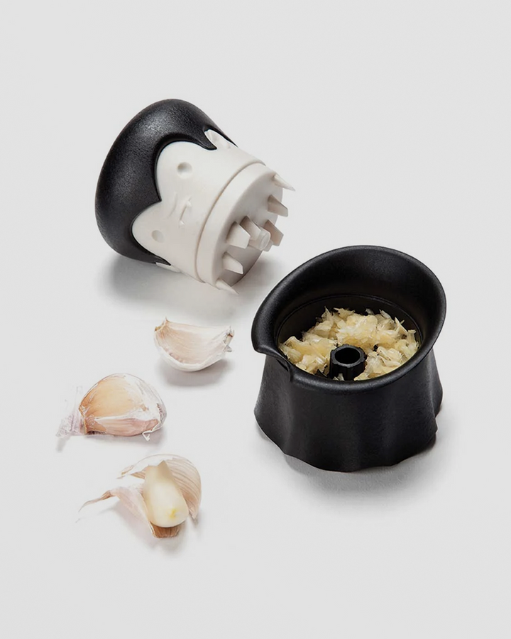 Gracula Garlic Crusher. Twist the Head, Crush the Clove Additional 2