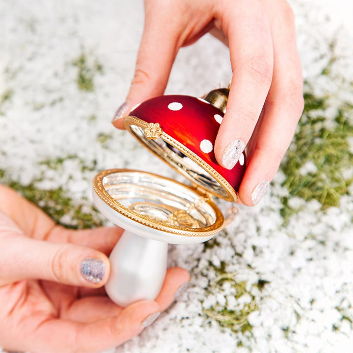 Mushroom Opening Bauble Additional 3