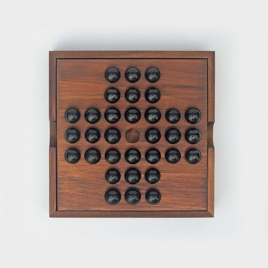 Solitaire Set Wooden Solitaire Game Set with Glass Marbles – Red Candy